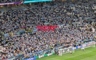 ysbSPORTS-精彩纷呈的比赛吸引了众多球迷驻足观看