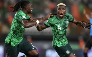 一支南非球队在国际赛事中赢得关键战役